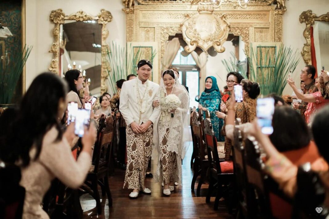 keuntungan wedding intimate